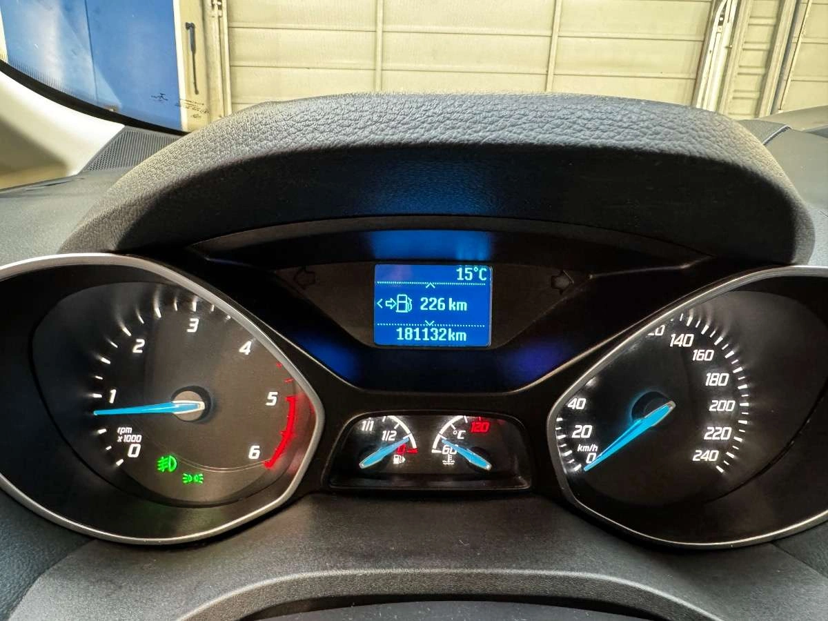 Ford C-MAX - Zdjęcie 22