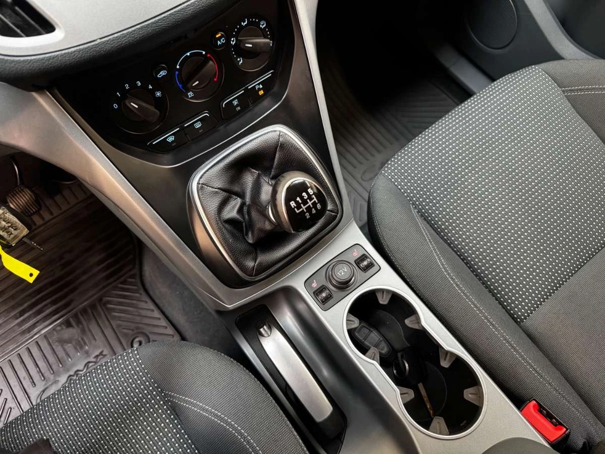 Ford C-MAX - Zdjęcie 25