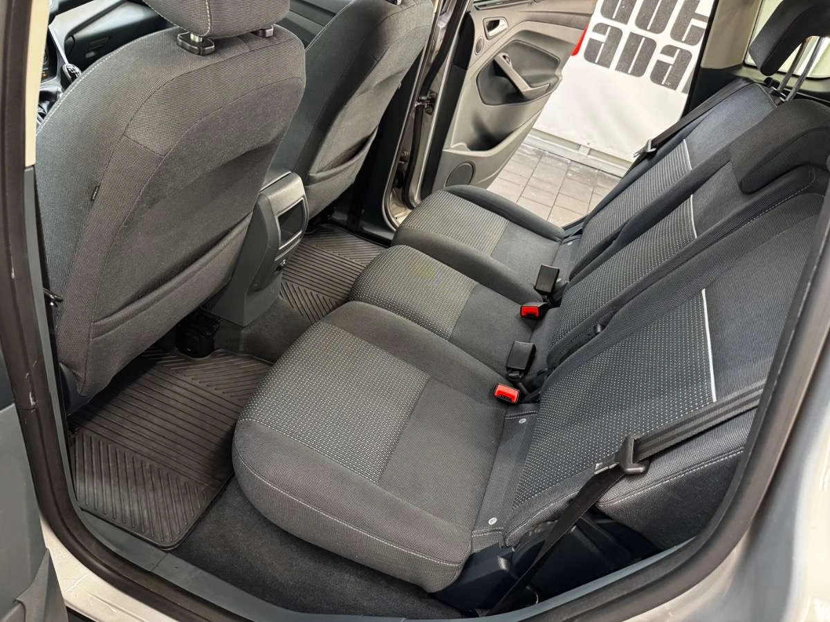 Ford C-MAX - Zdjęcie 29