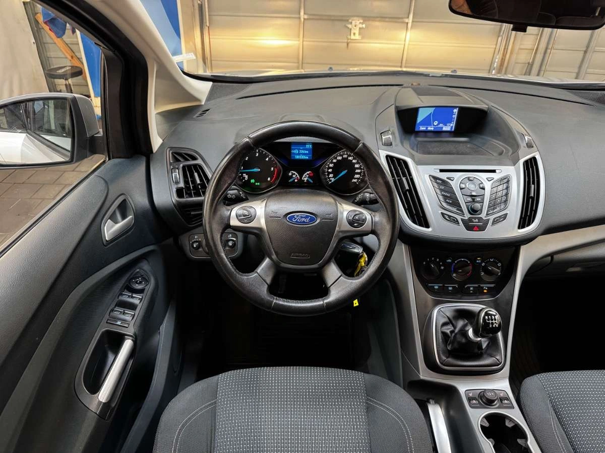 Ford C-MAX - Zdjęcie 21