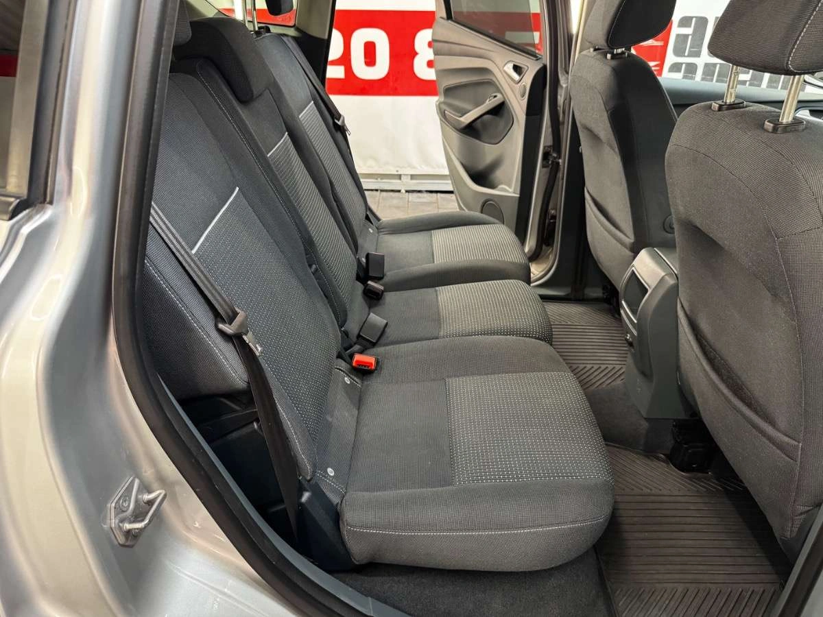 Ford C-MAX - Zdjęcie 33