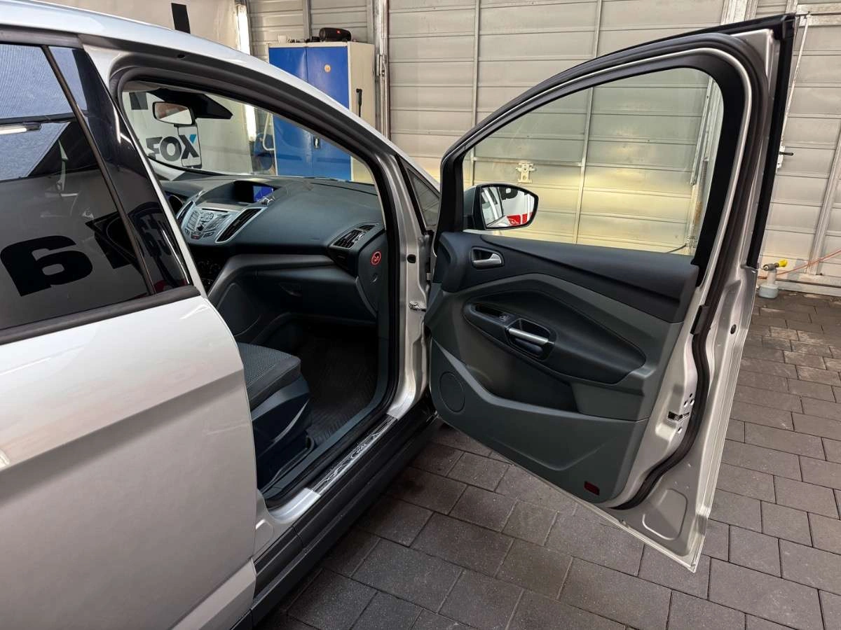 Ford C-MAX - Zdjęcie 34