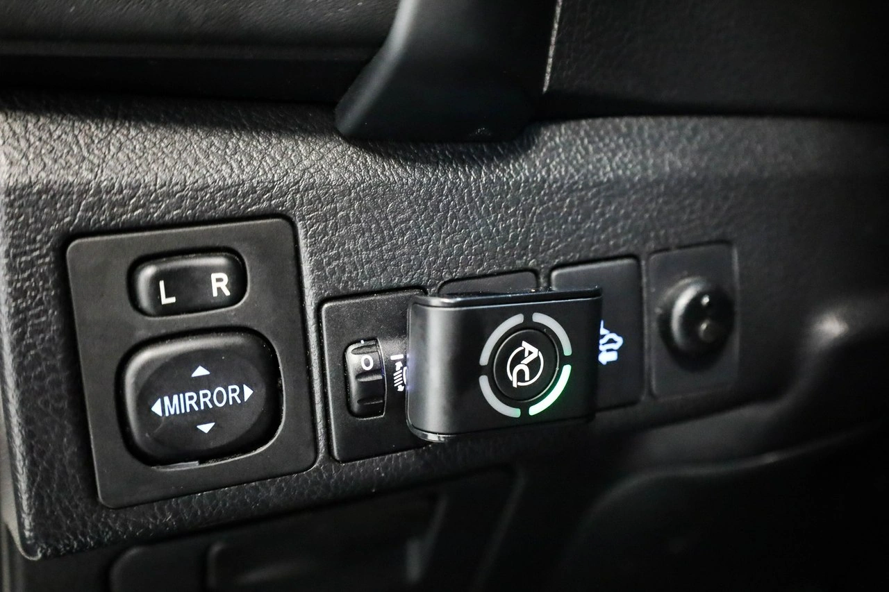 Toyota Auris - Zdjęcie 15