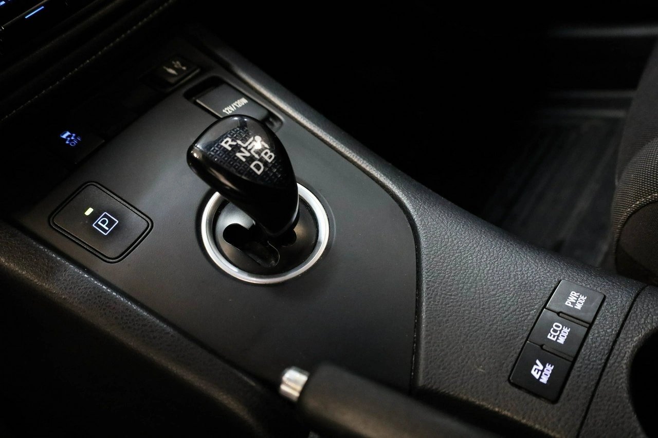 Toyota Auris - Zdjęcie 19