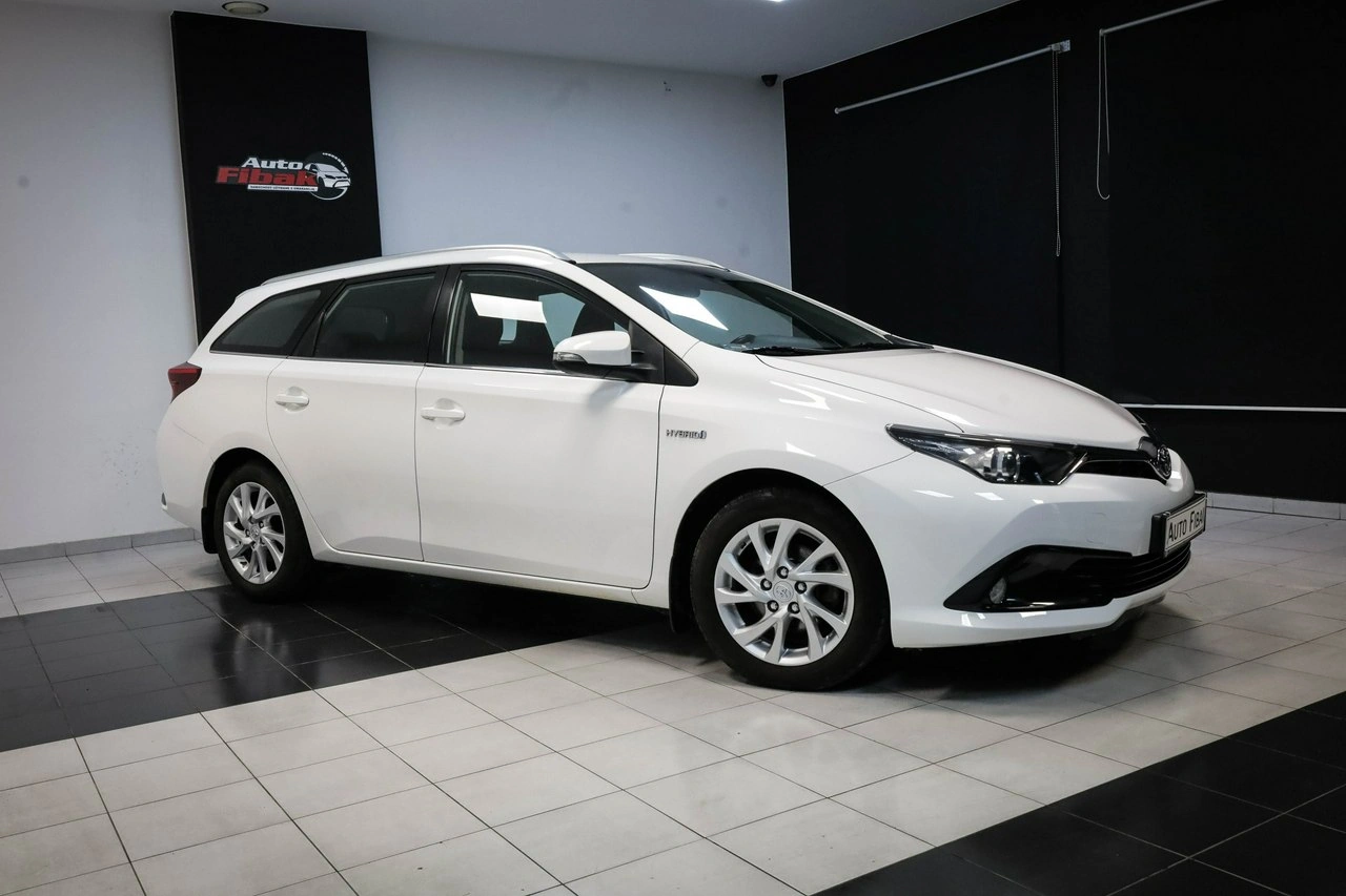 Toyota Auris - Zdjęcie 5