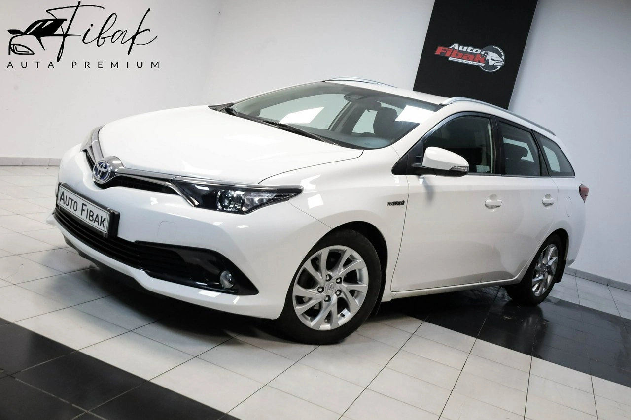 Toyota Auris - Główne zdjęcie