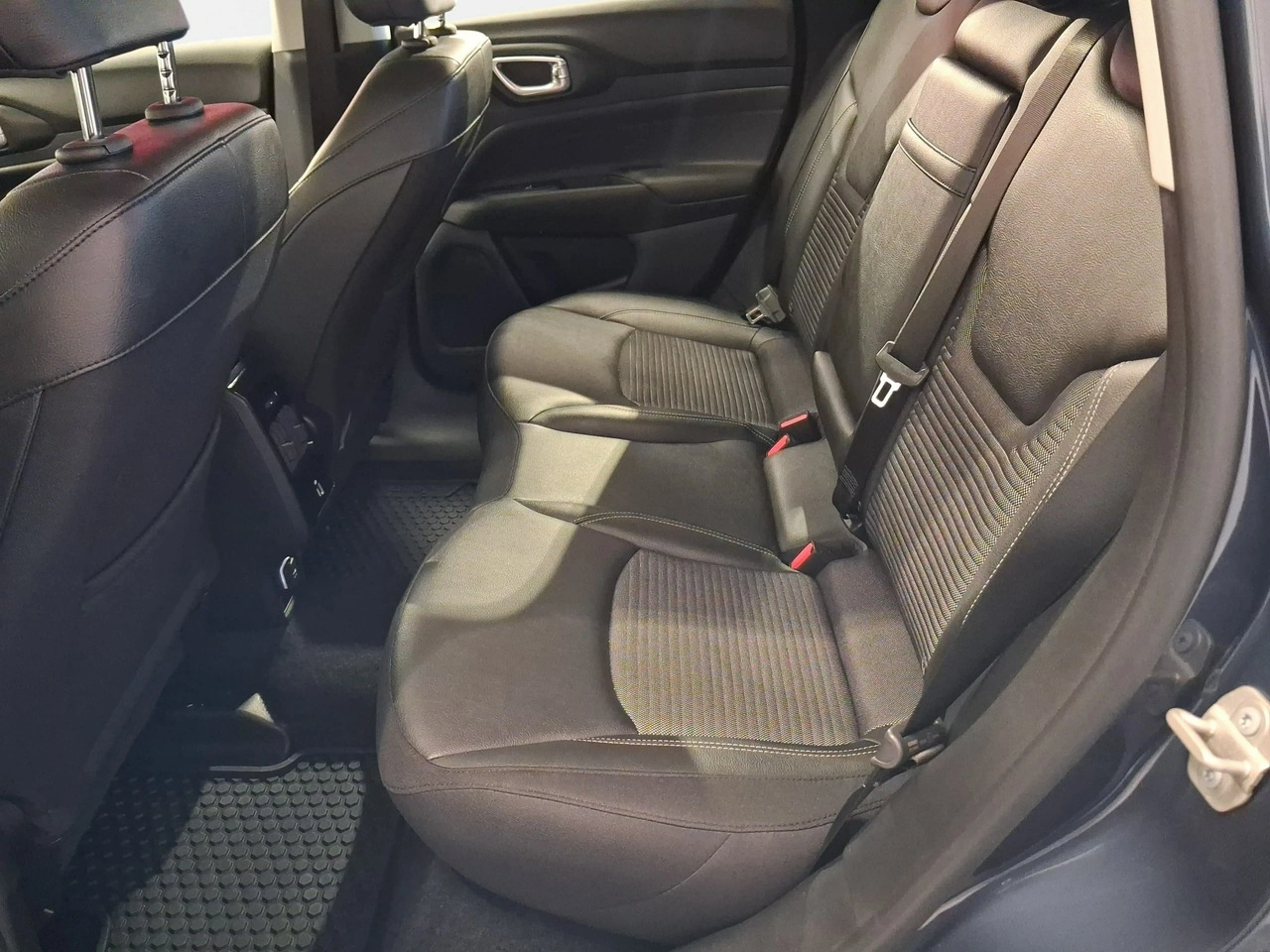 Jeep Compass - Zdjęcie 9