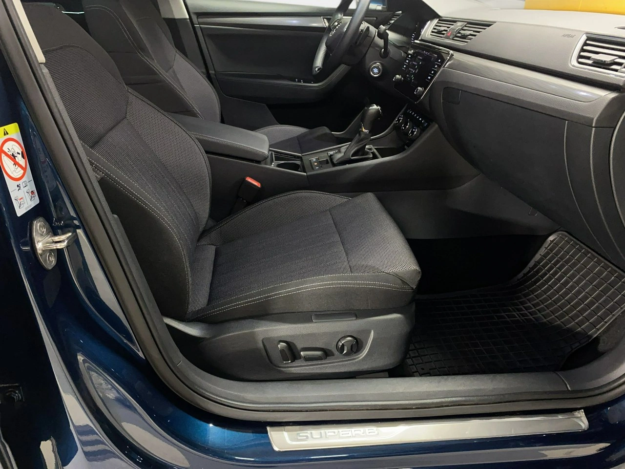 Skoda Superb - Zdjęcie 10