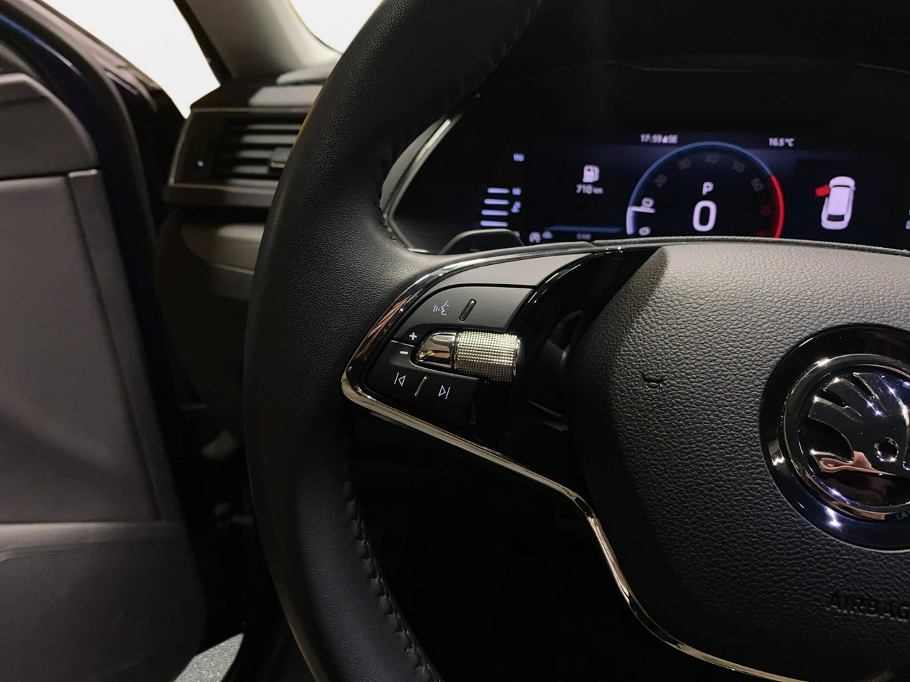 Skoda Superb - Zdjęcie 20