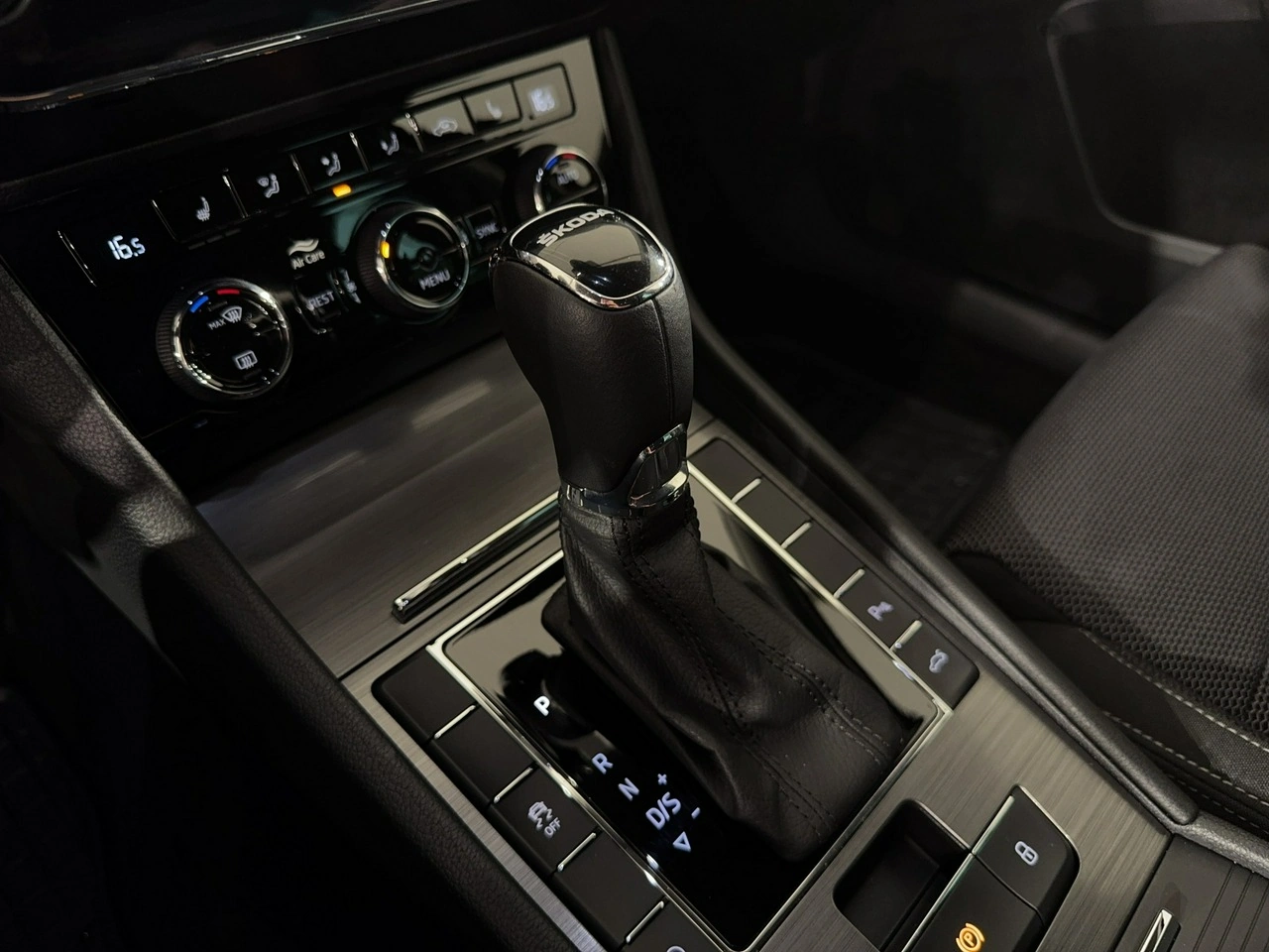 Skoda Superb - Zdjęcie 31