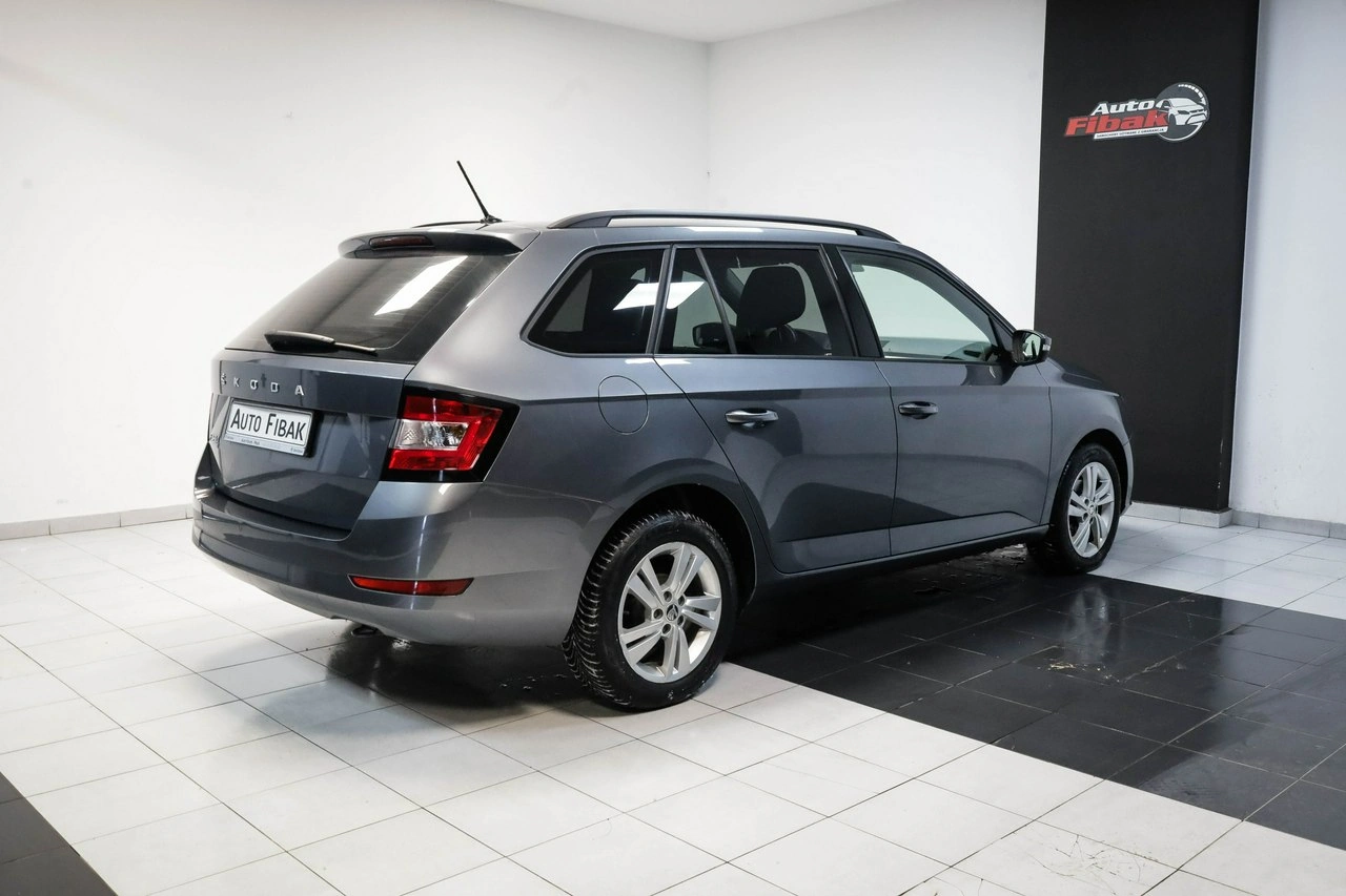 Skoda Fabia - Zdjęcie 10