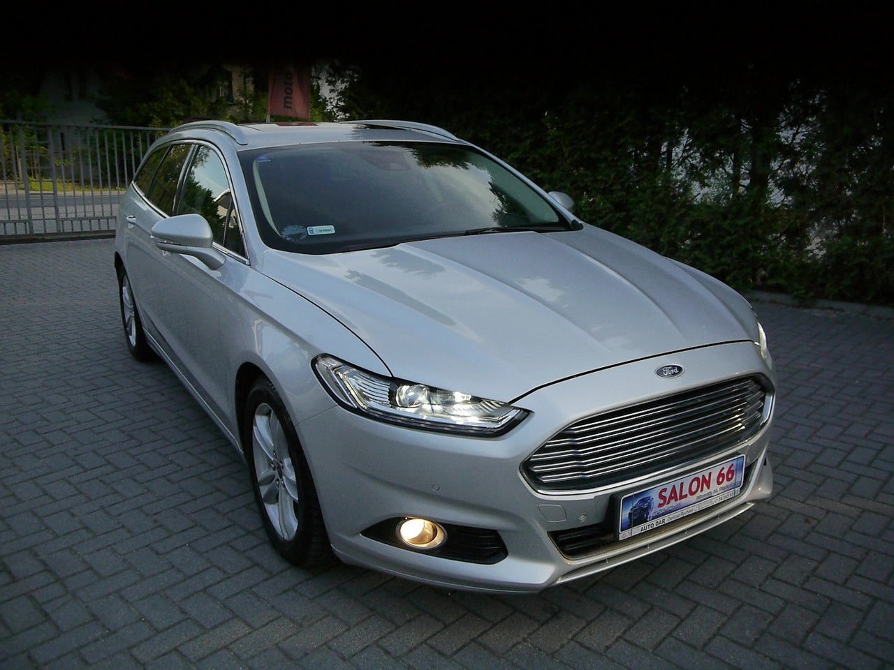 Ford Mondeo - Zdjęcie 18