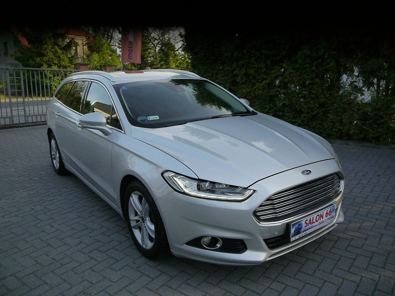 Ford Mondeo - Zdjęcie 2