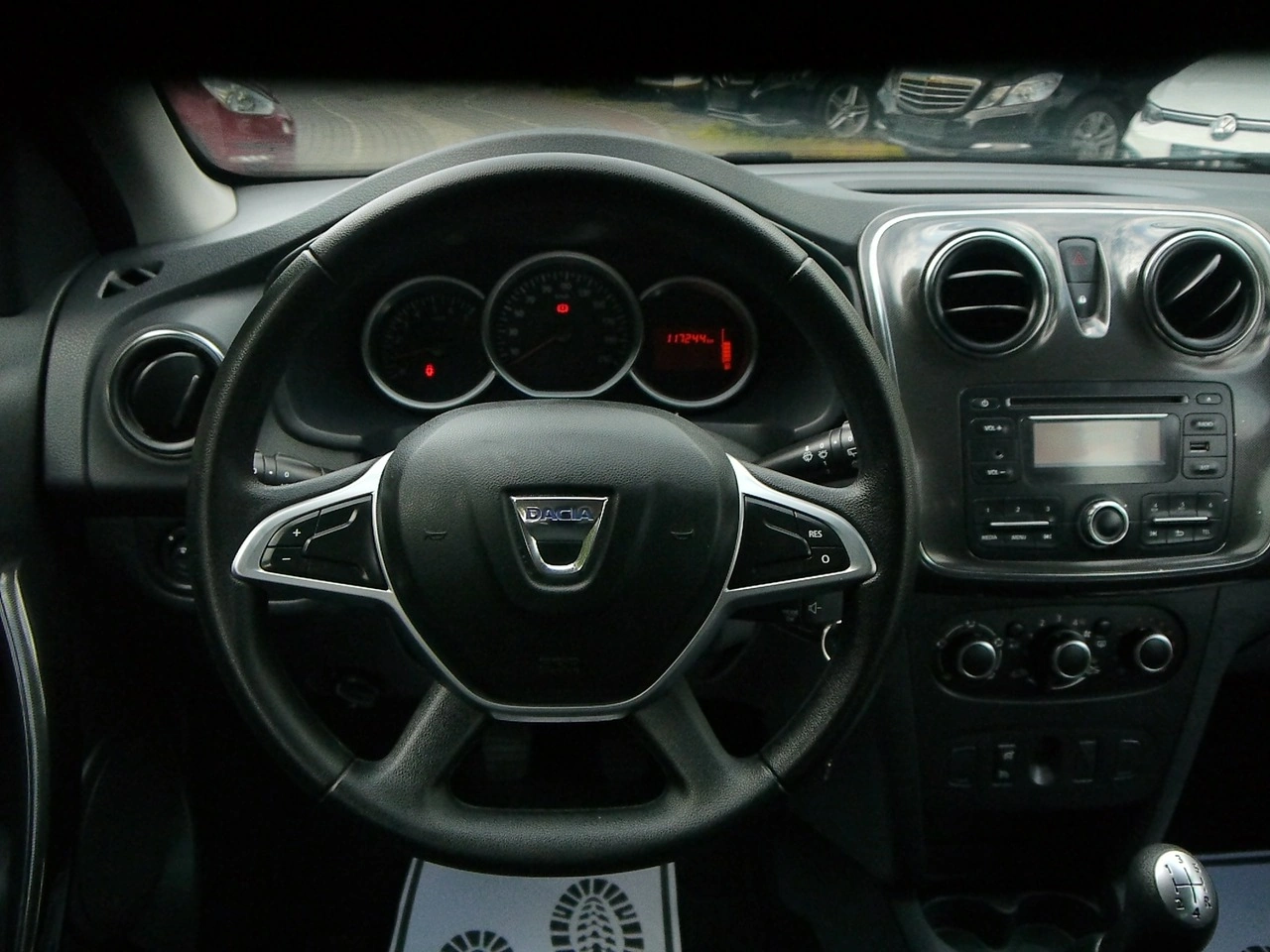 Dacia Logan - Zdjęcie 18