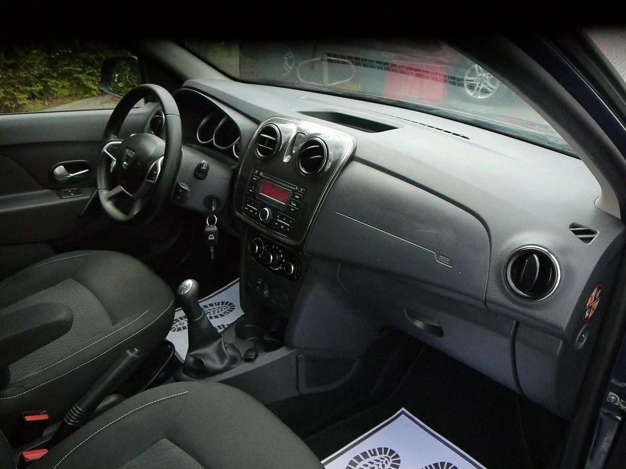 Dacia Logan - Zdjęcie 21
