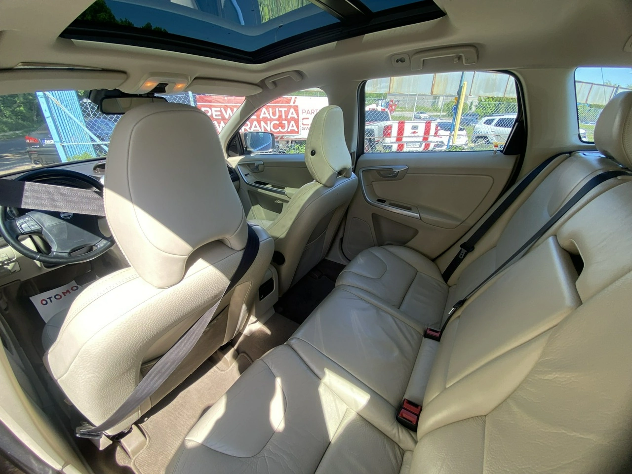 Volvo XC 60 - Zdjęcie 22