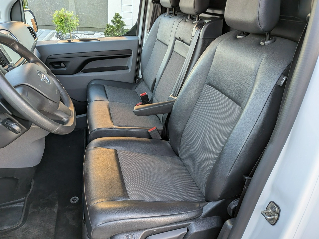 Opel Vivaro - Zdjęcie 10