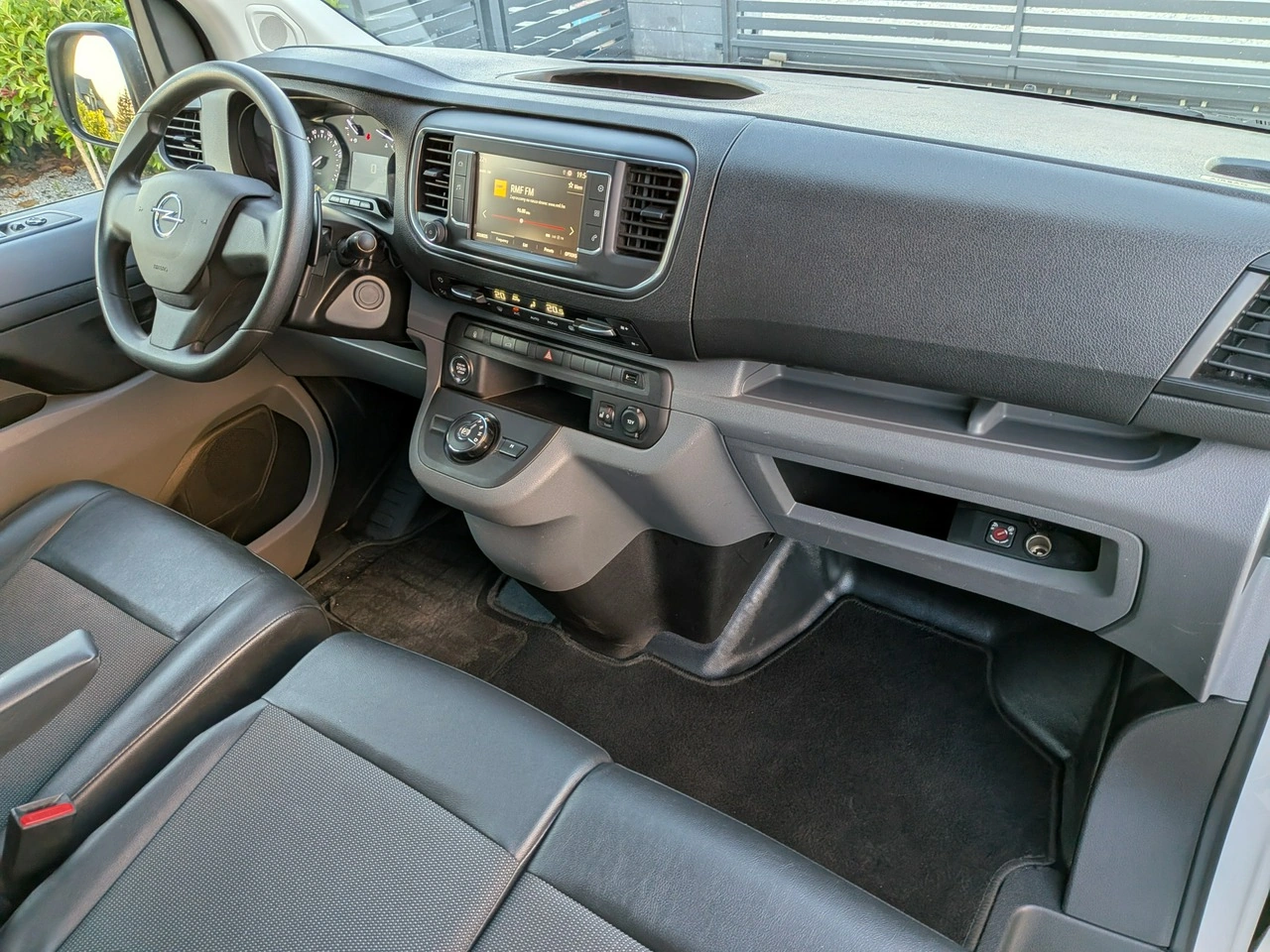Opel Vivaro - Zdjęcie 24
