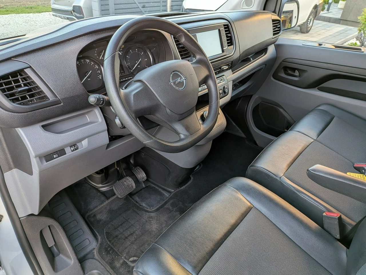 Opel Vivaro - Zdjęcie 8