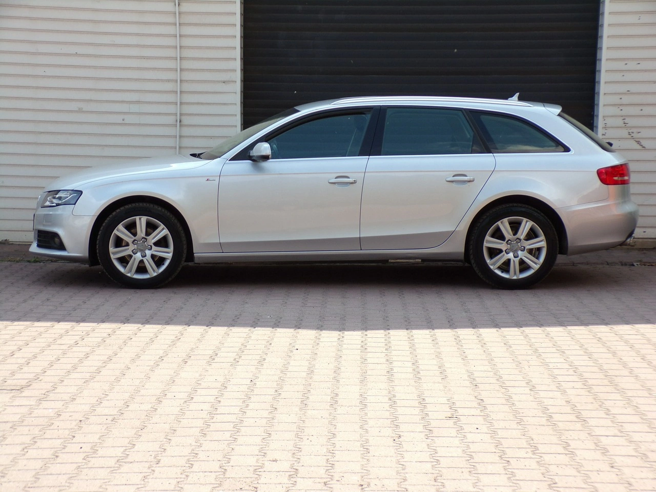 Audi A4 - Zdjęcie 9