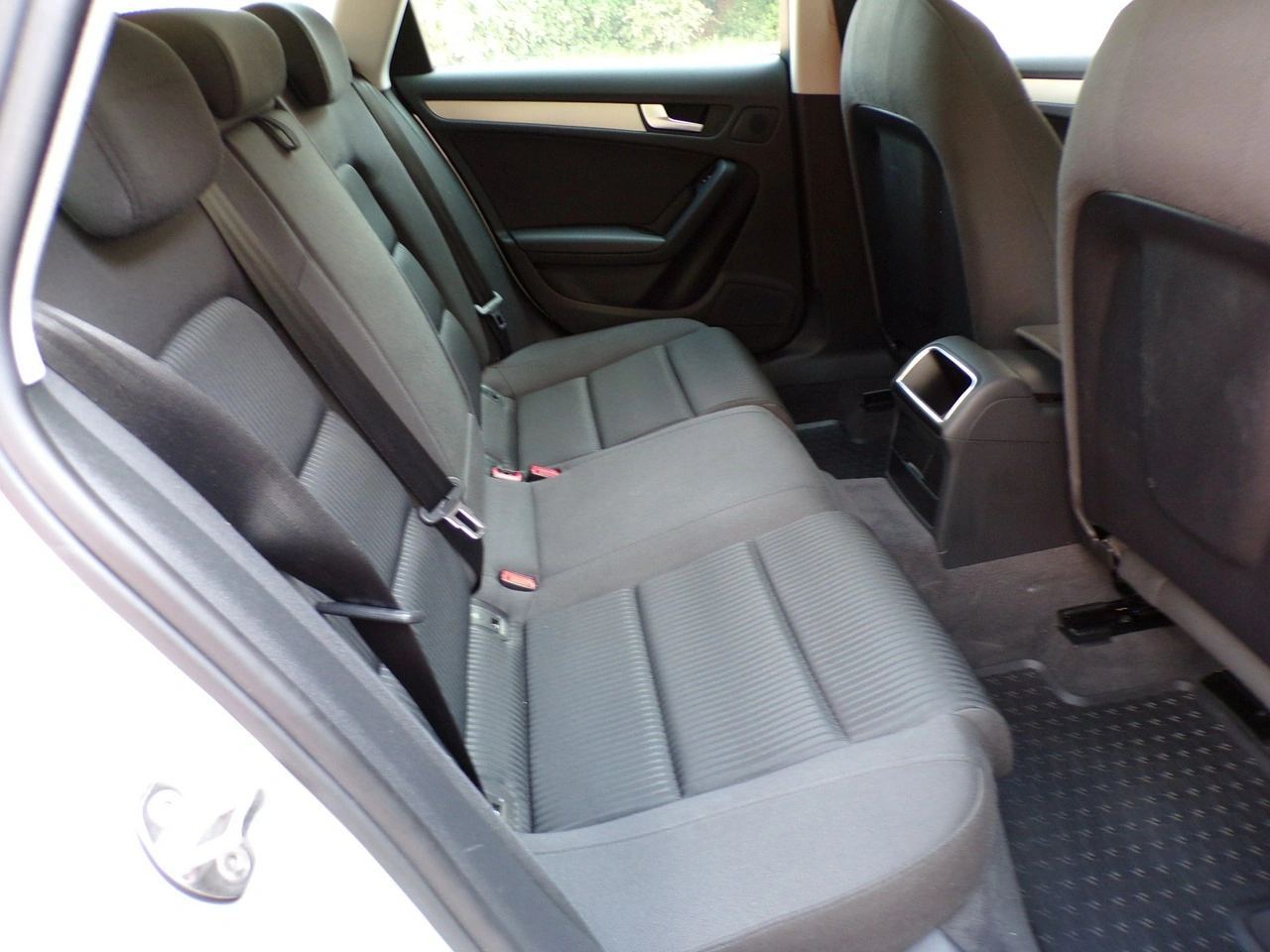 Audi A4 - Zdjęcie 23