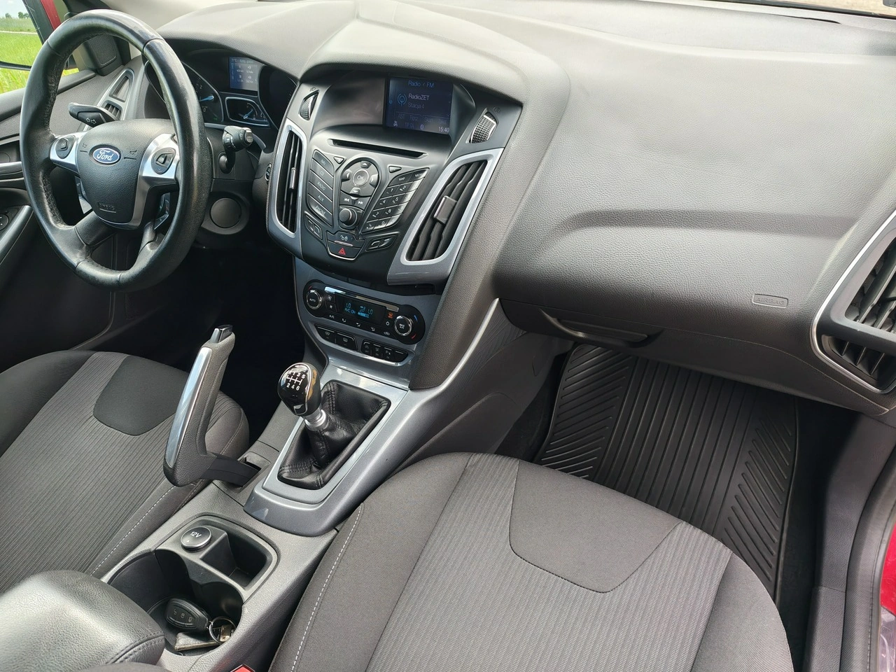 Ford Focus - Zdjęcie 10