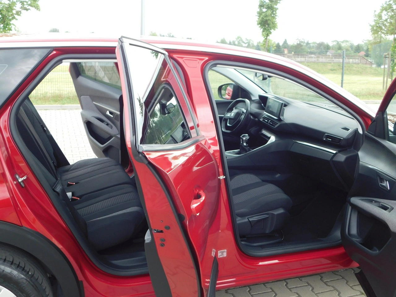 Peugeot 3008 - Zdjęcie 8
