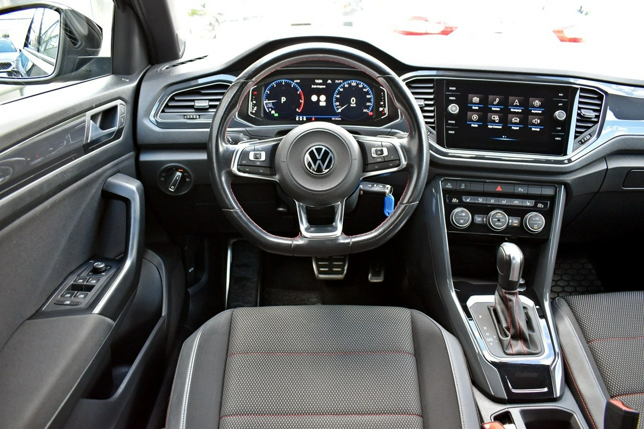Volkswagen T-Roc - Zdjęcie 13