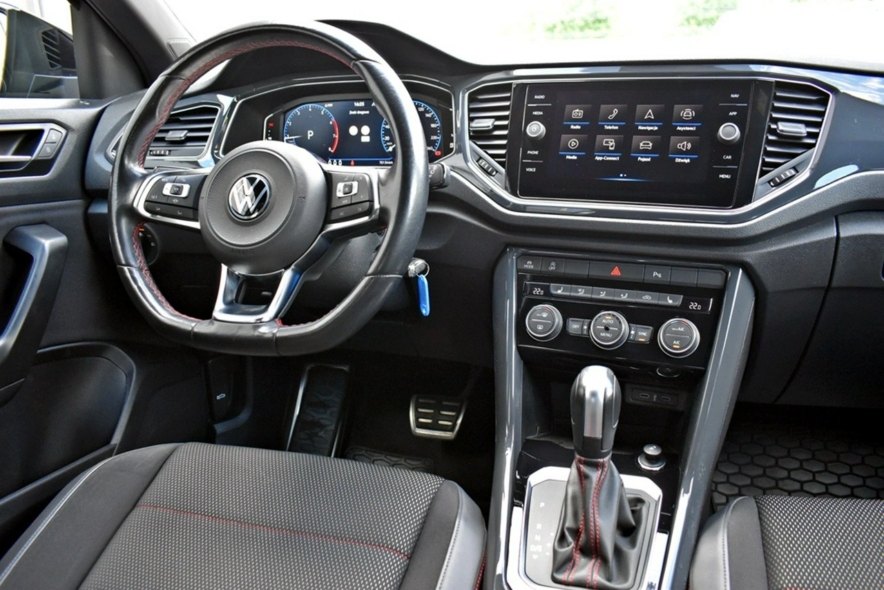 Volkswagen T-Roc - Zdjęcie 16