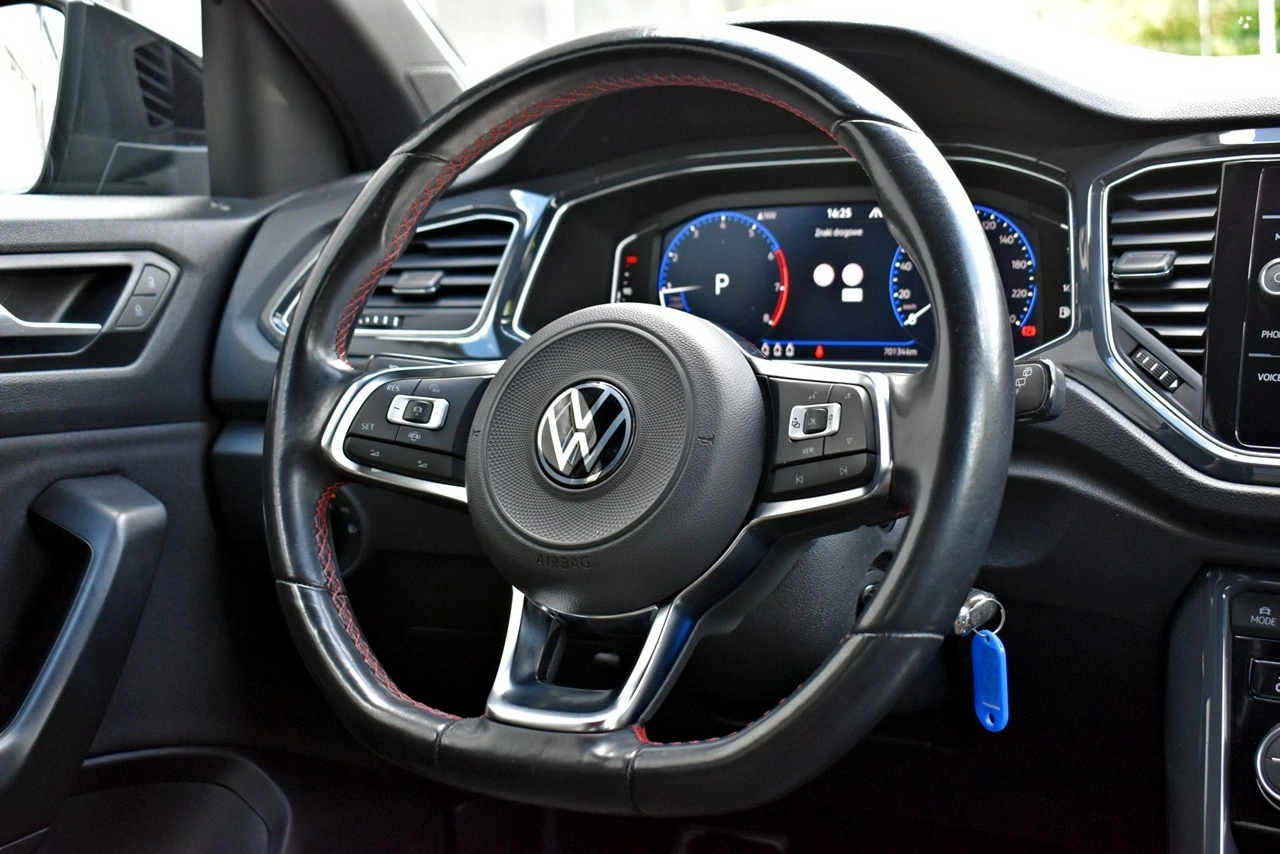 Volkswagen T-Roc - Zdjęcie 17