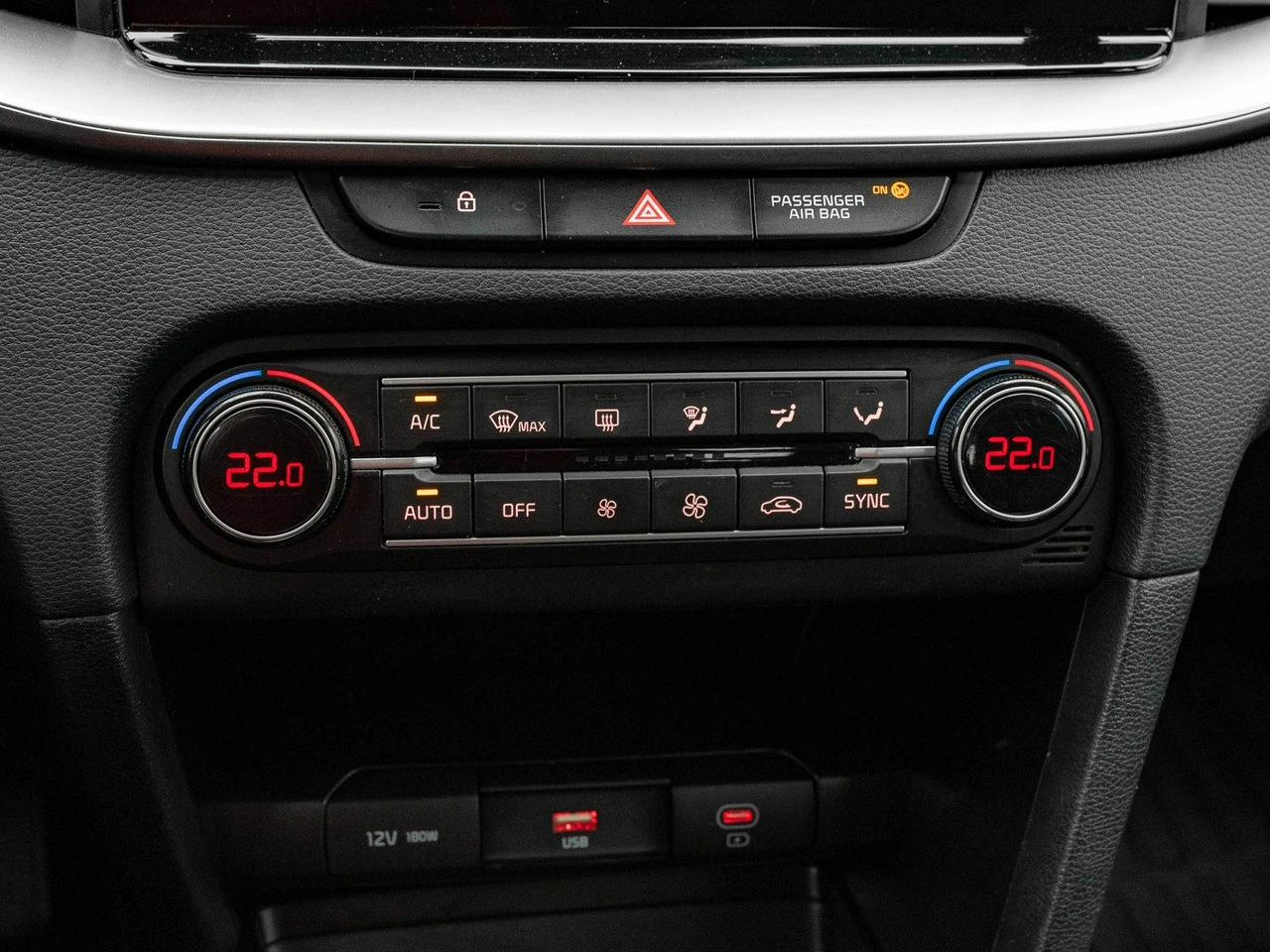 Kia Ceed - Zdjęcie 16