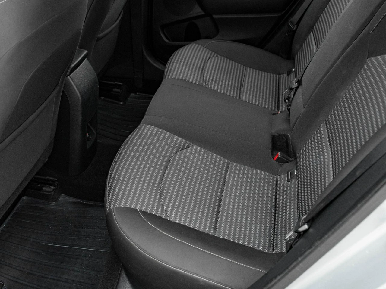Kia Ceed - Zdjęcie 23