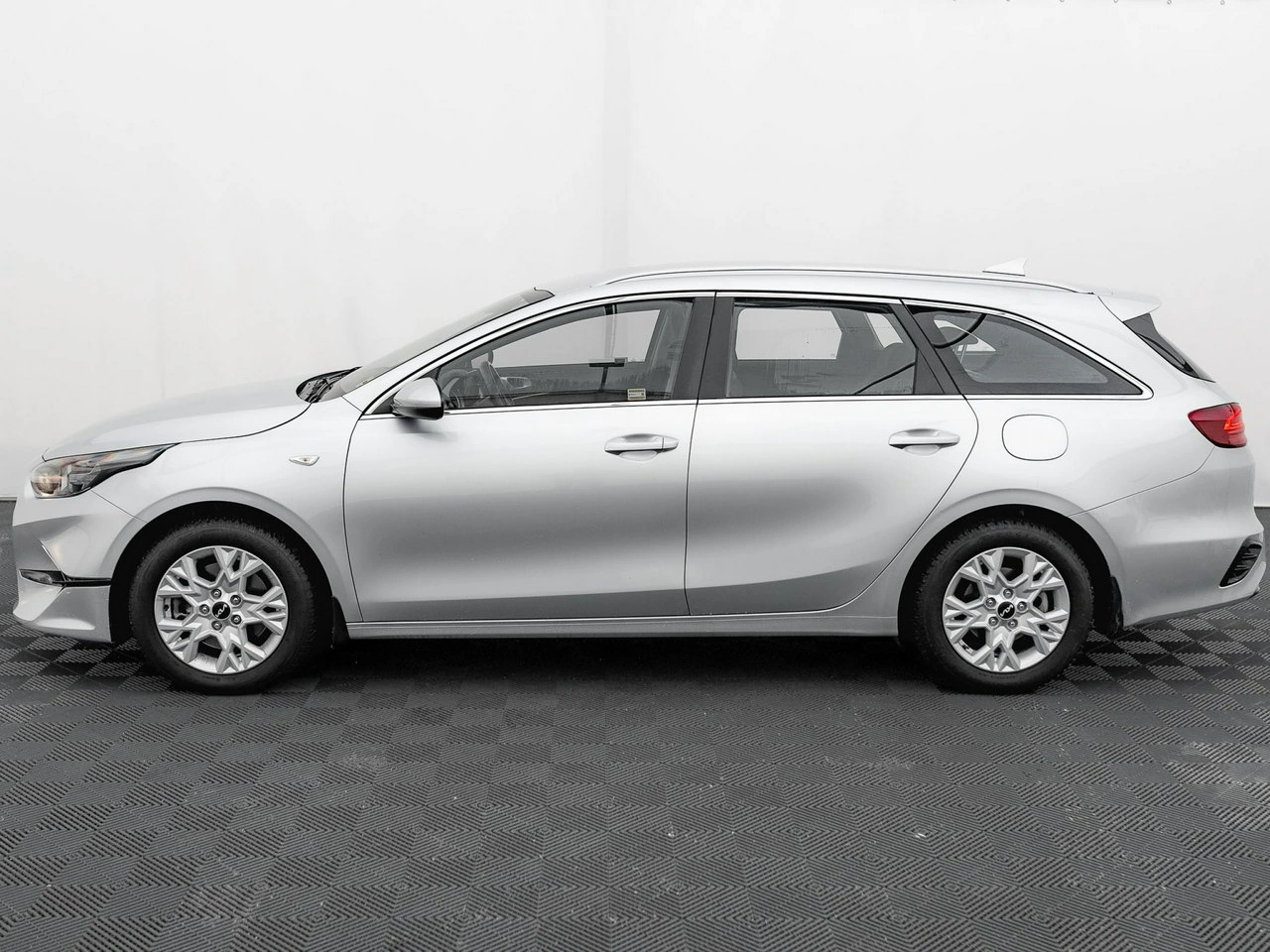 Kia Ceed - Zdjęcie 7