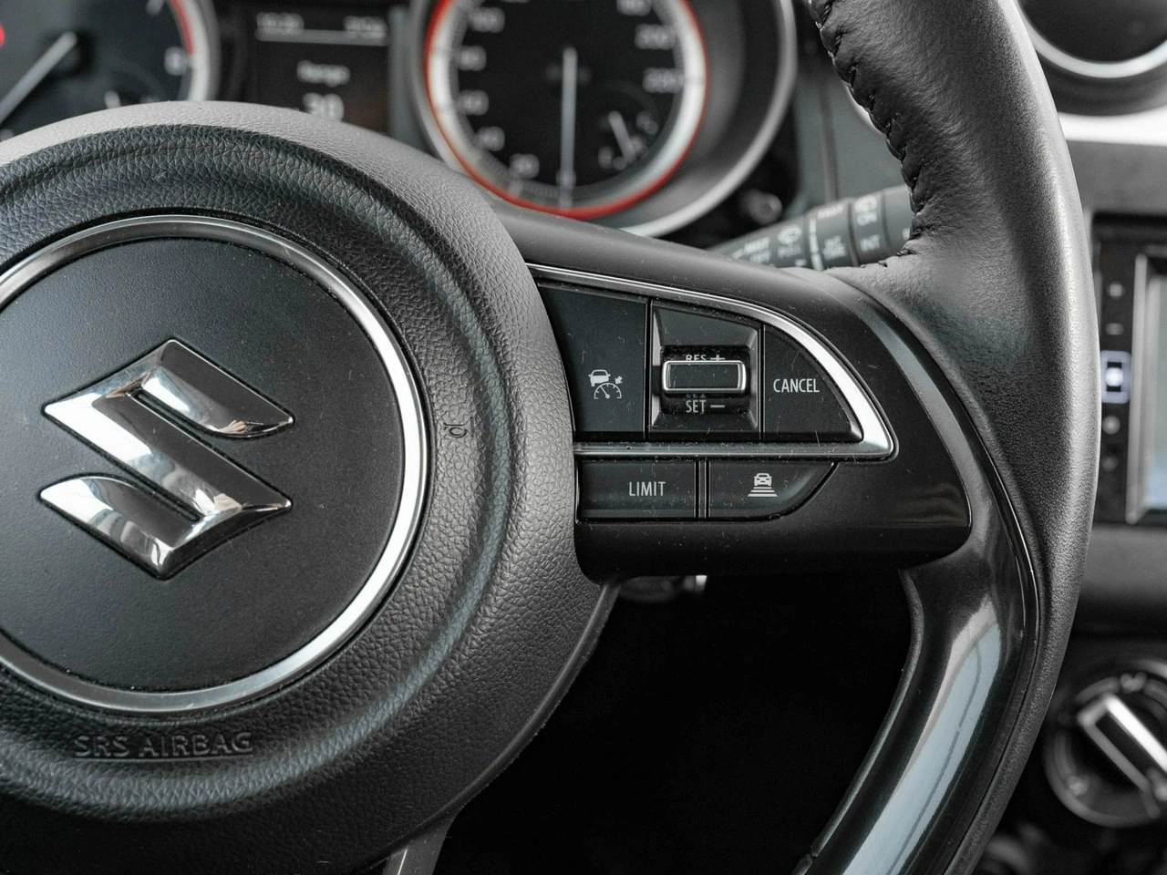 Suzuki Swift - Zdjęcie 14