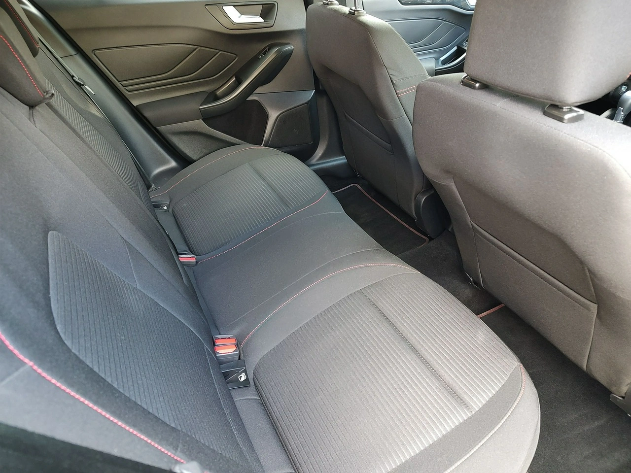 Ford Focus - Zdjęcie 10