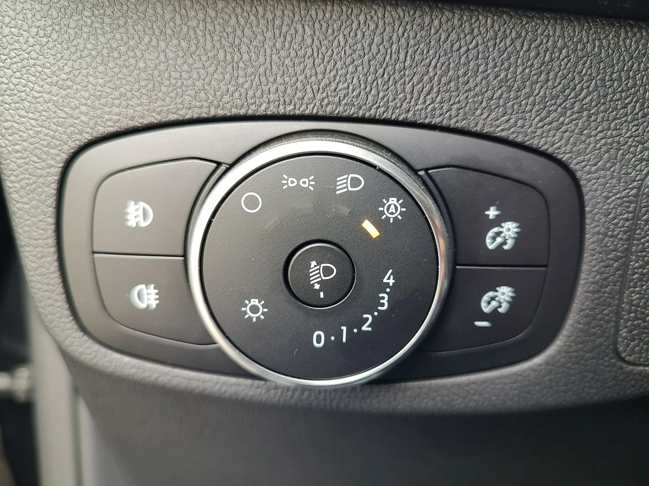 Ford Focus - Zdjęcie 17