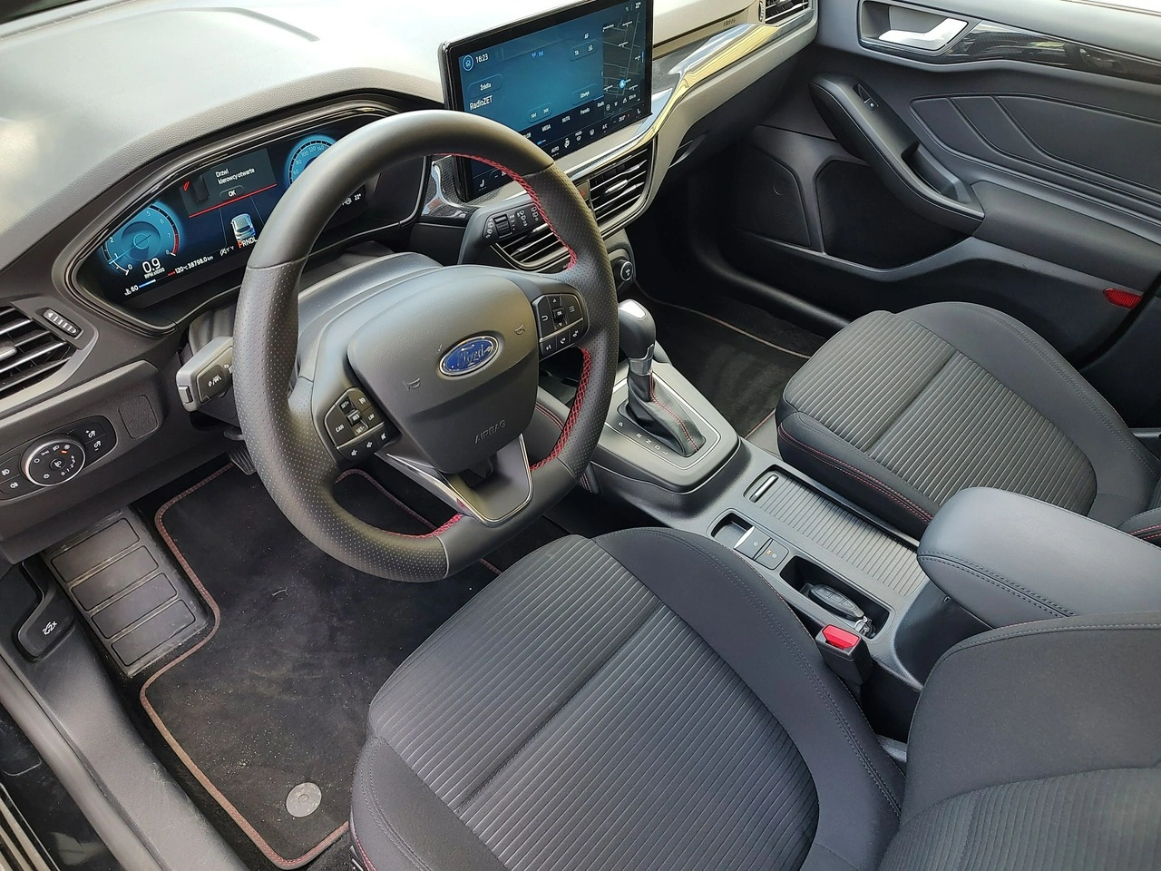 Ford Focus - Zdjęcie 8