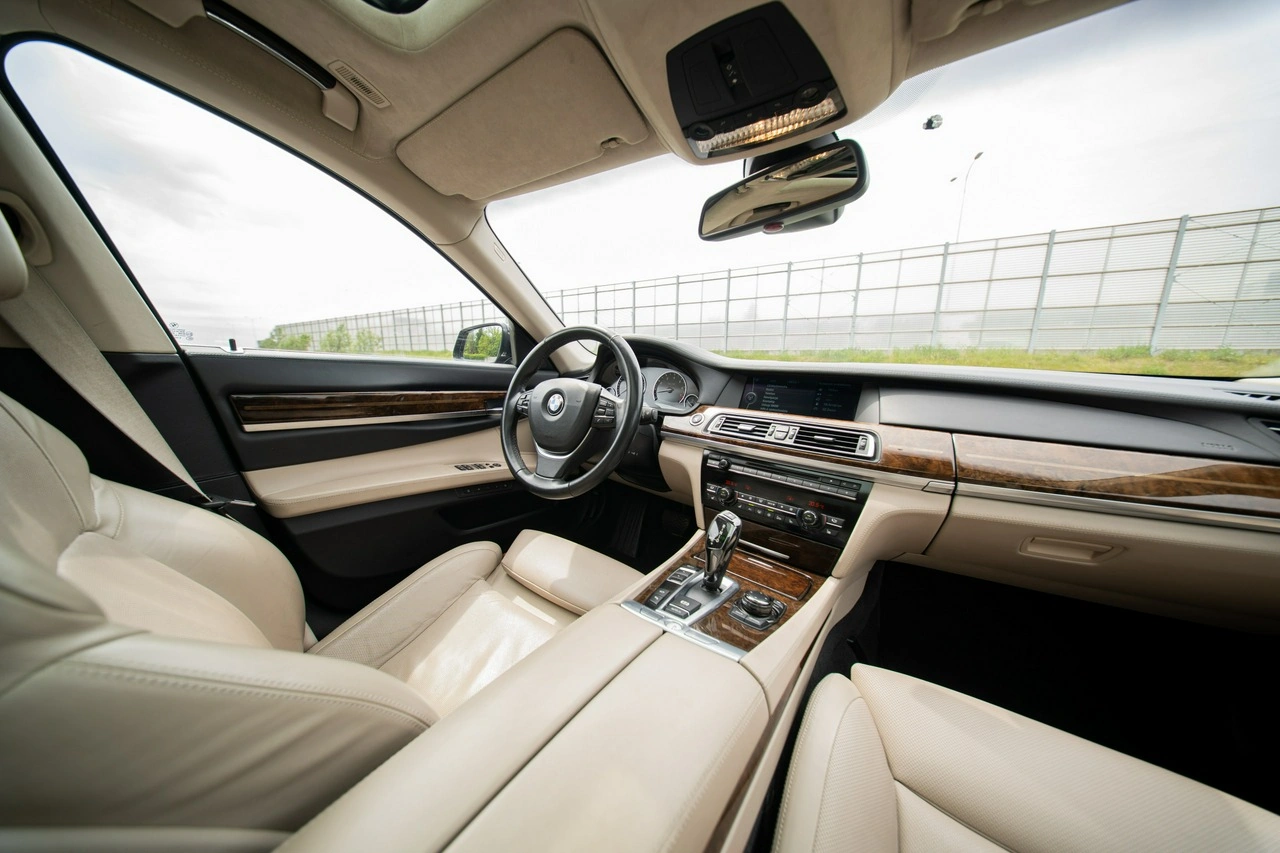 BMW 760 - Zdjęcie 16
