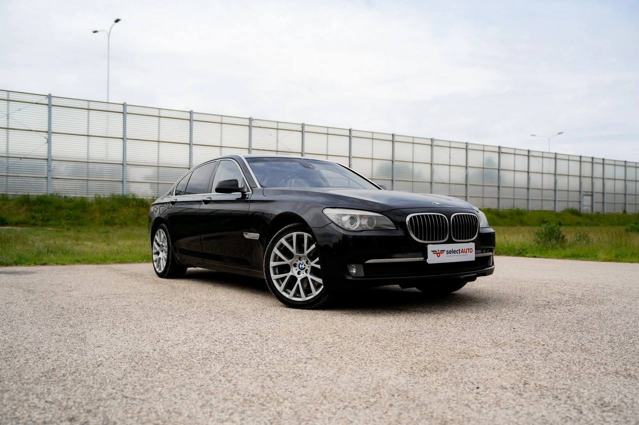 BMW 760 - Zdjęcie 2
