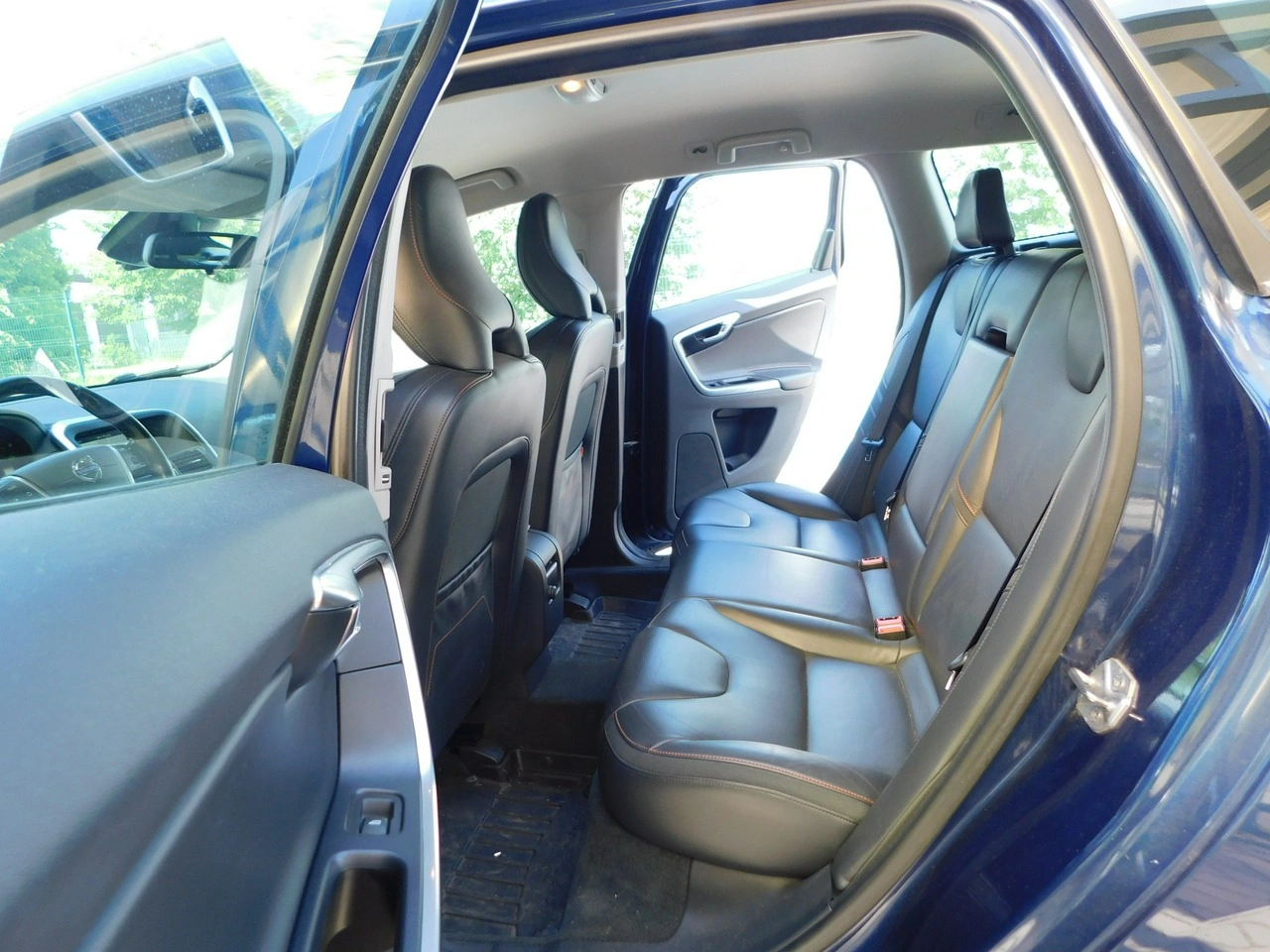 Volvo XC 60 - Zdjęcie 10
