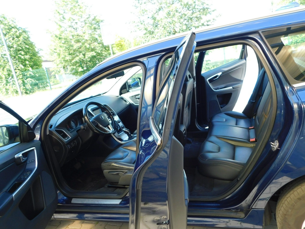 Volvo XC 60 - Zdjęcie 11