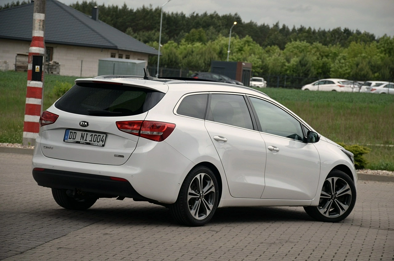 Kia Ceed - Zdjęcie 9