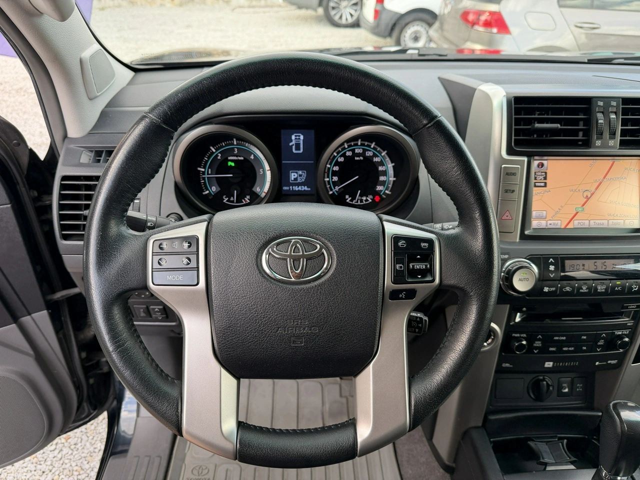 Toyota Land Cruiser - Zdjęcie 16