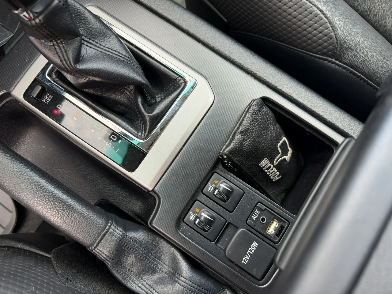 Toyota Land Cruiser - Zdjęcie 24