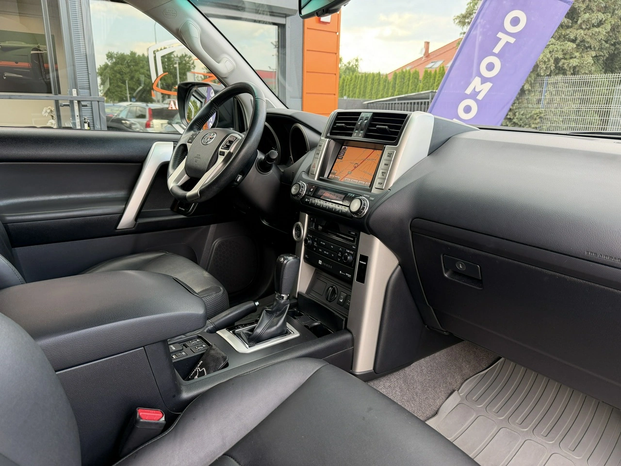 Toyota Land Cruiser - Zdjęcie 29