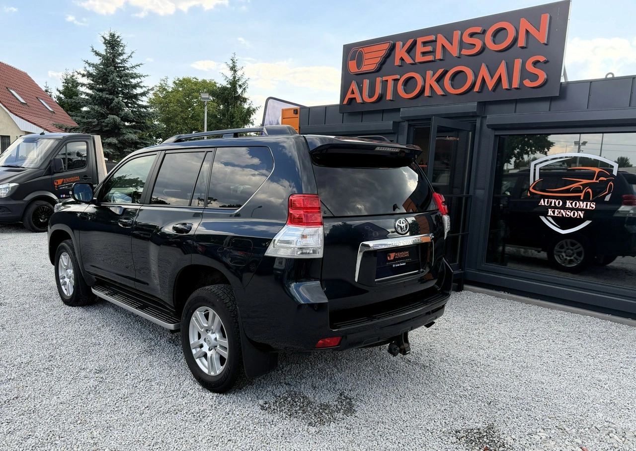 Toyota Land Cruiser - Zdjęcie 3
