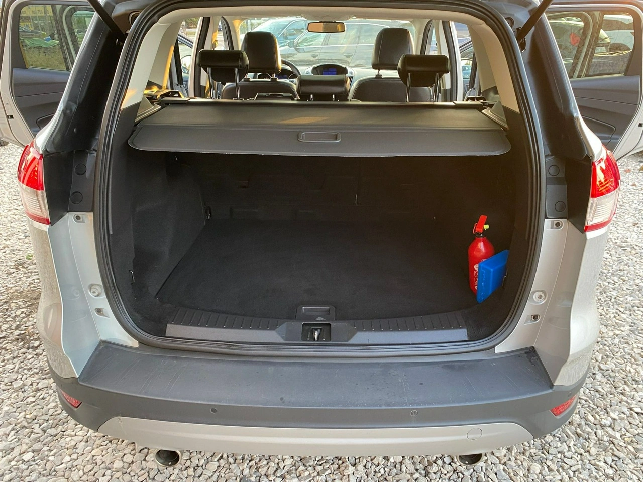 Ford Kuga - Zdjęcie 12