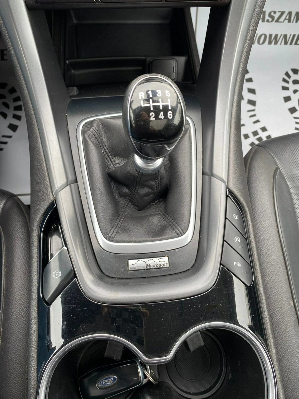 Ford Mondeo - Zdjęcie 19