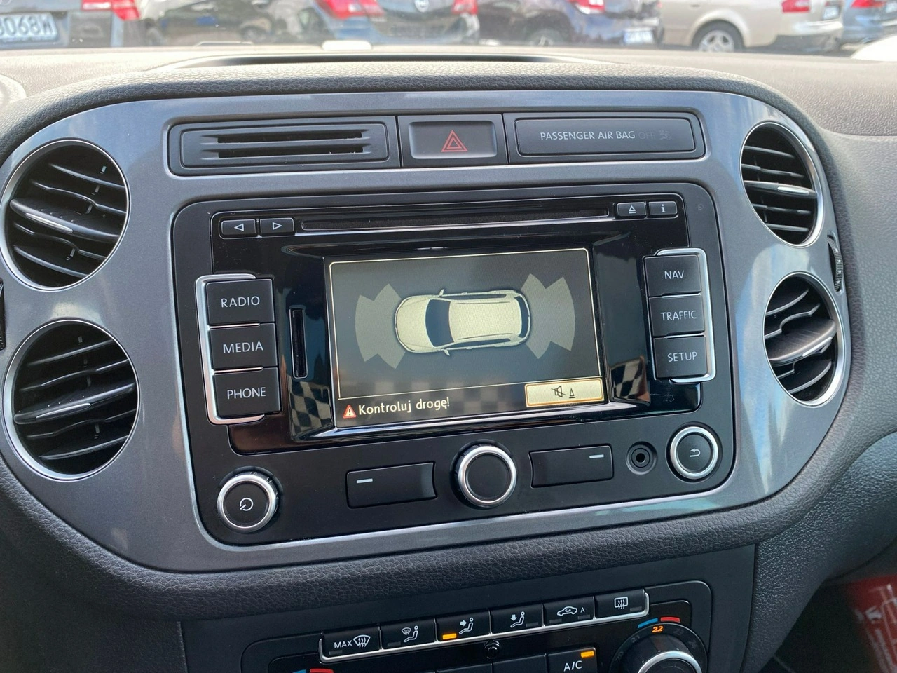Volkswagen Tiguan - Zdjęcie 19
