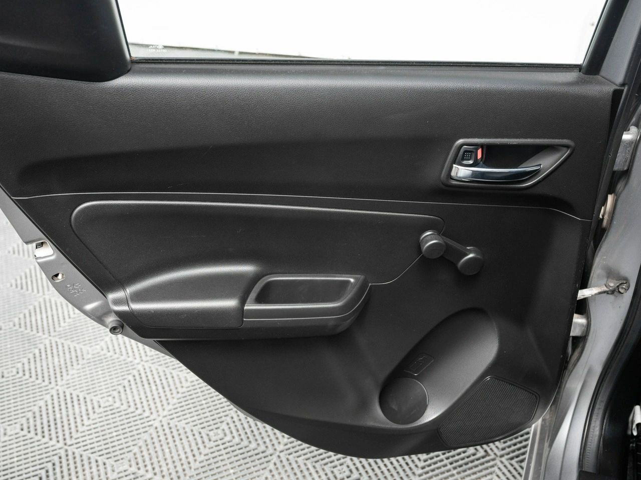 Suzuki Swift - Zdjęcie 17